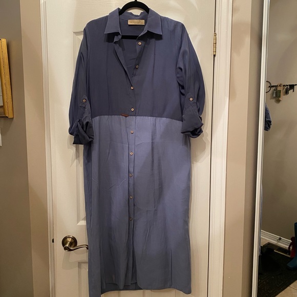 Esra Keskin Demir Dress. - Picture 1 of 2